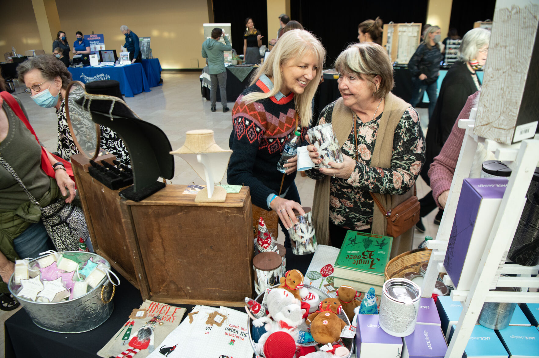 Holiday Pop & Shop at Union Station